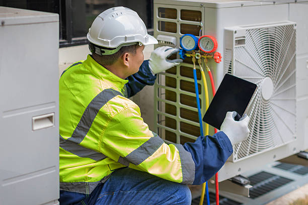 Professional Hvac technician working in Blandon, PA